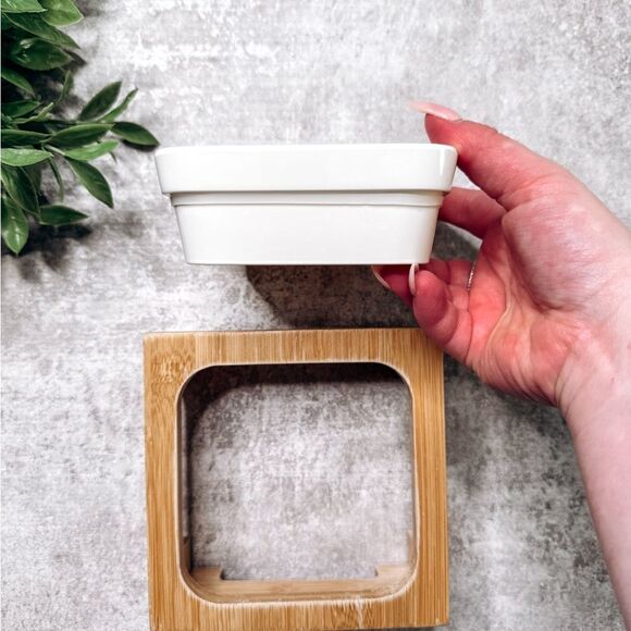 Frisco Two Piece Cat Dish - Picture 2 of 5